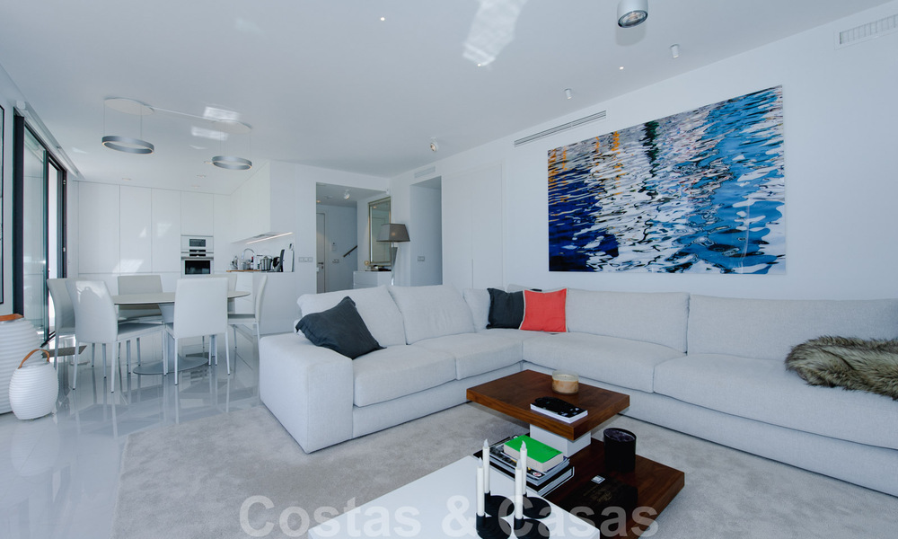 Ready to move in, spacious modern designer penthouse for sale in a luxury complex in Marbella - Estepona 36982