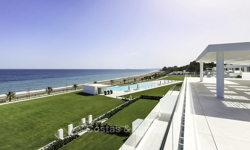 Emare for sale: Ultra exclusive, ready to move in, modern frontline beach apartments, New Golden Mile, Marbella - Estepona 36876