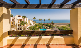 Contemporary and renovated frontline beach Penthouse for sale with 4 bedrooms and stunning sea views on the New Golden Mile between Marbella and Estepona 36901 