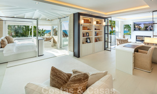 Frontline unique ultra luxurious penthouse with breathtaking sea views for sale in Puente Romano in Marbella 37325 