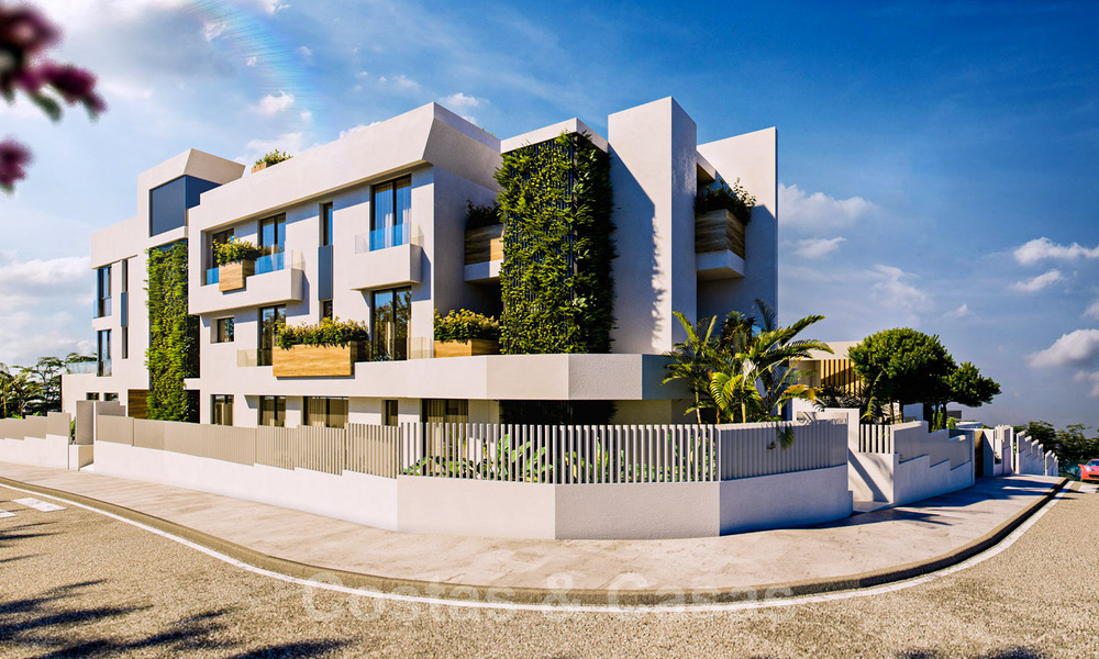 New innovative luxury apartments for sale directly on the golf course and with sea views in Cabopino, East Marbella 37103