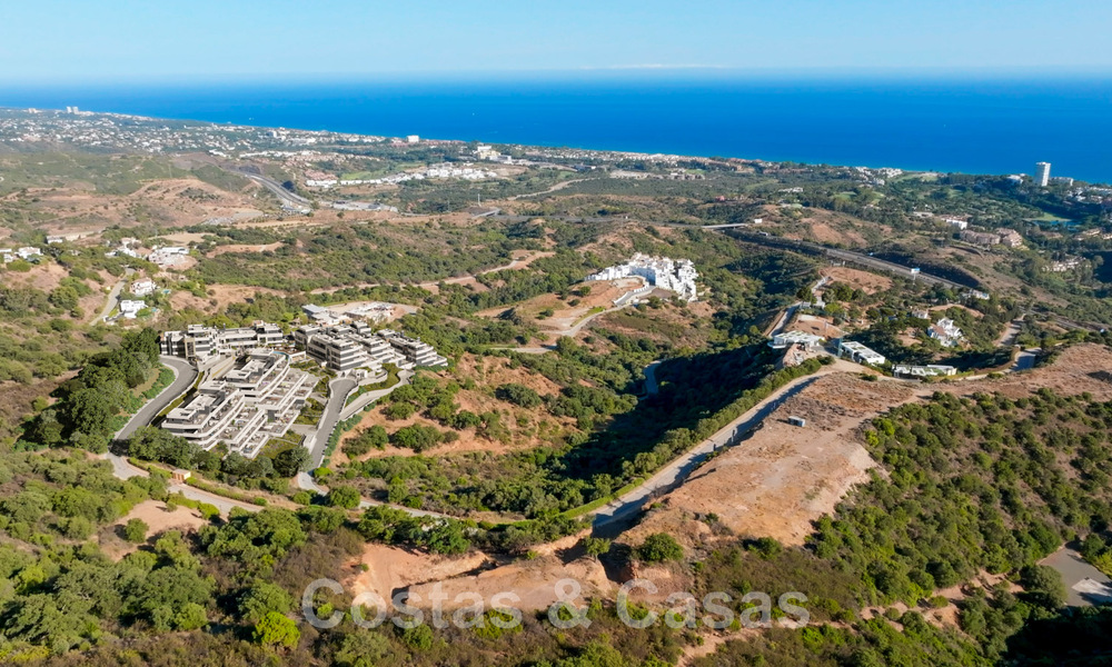 New contemporary design project with luxury apartments for sale with stunning sea views in East Marbella 47655