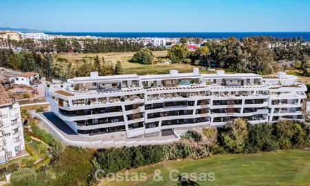 Frontline Golf, modern luxurious apartments for sale, walking distance to amenities in Guadalmina and San Pedro in Marbella 806665