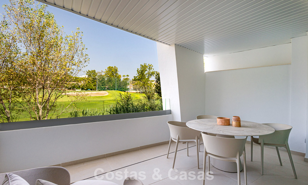 Frontline Golf, modern luxurious apartments for sale, walking distance to amenities in Guadalmina and San Pedro in Marbella 806669