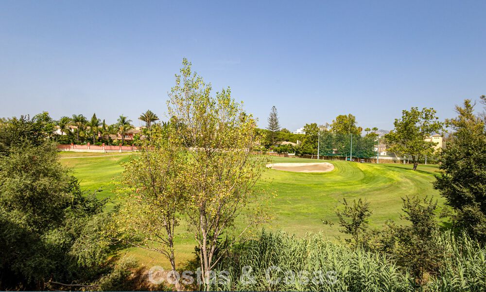 Frontline Golf, modern luxurious apartments for sale, walking distance to amenities in Guadalmina and San Pedro in Marbella 806683