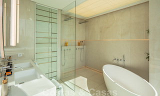 Move in ready, new modern design villa for sale in highly sought-after beachside urbanisation just east of Marbella centre 37564 