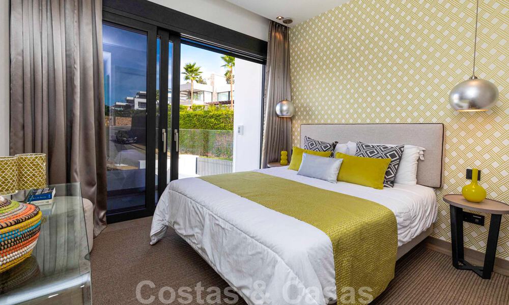 Ready to move into, modern luxury villa for sale, frontline golf in Benahavis - Marbella 37644