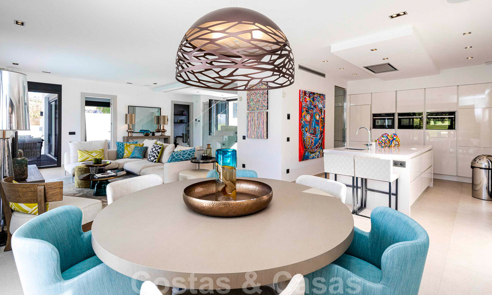 Ready to move into, modern luxury villa for sale, frontline golf in Benahavis - Marbella 37657