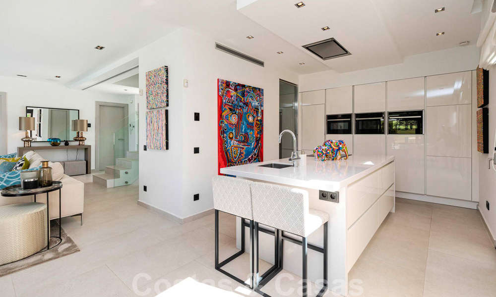 Ready to move into, modern luxury villa for sale, frontline golf in Benahavis - Marbella 37659