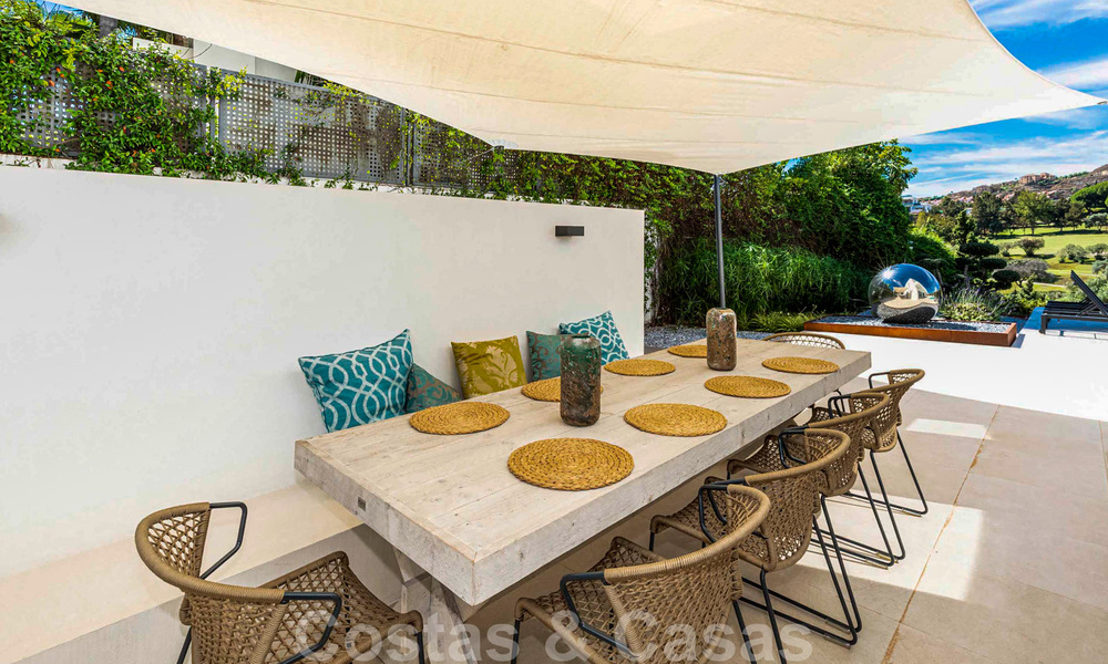 Ready to move into, modern luxury villa for sale, frontline golf in Benahavis - Marbella 37672