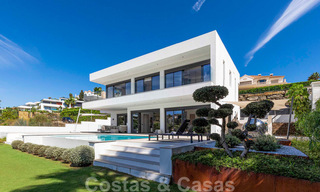 Ready to move into, modern luxury villa for sale, frontline golf in Benahavis - Marbella 37674 