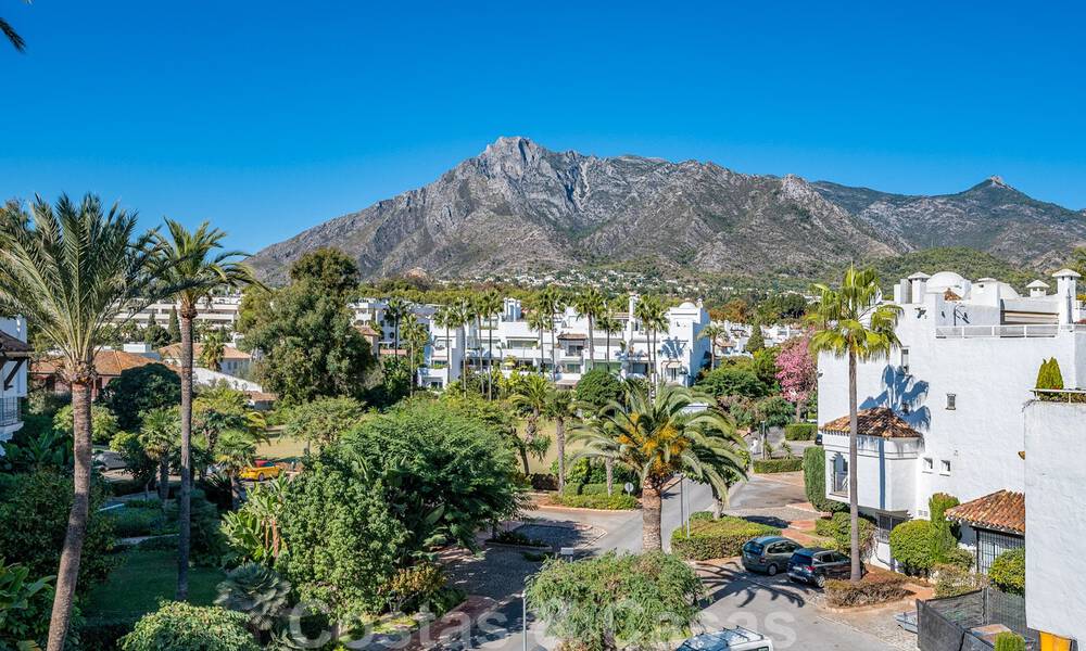 Contemporary refurbished frontline beach luxury penthouse for sale on the Golden Mile in Marbella 37690