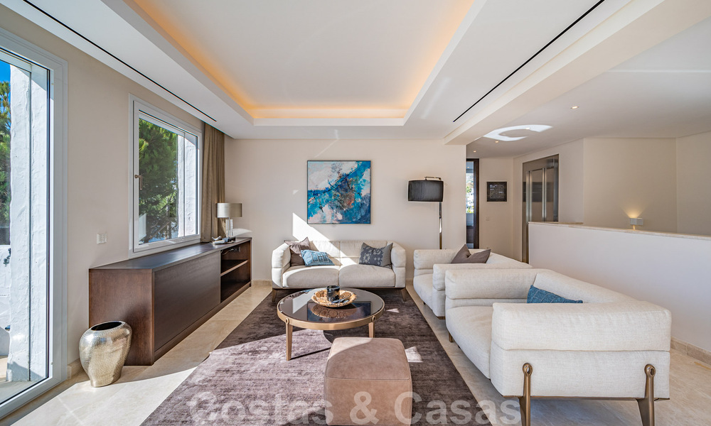 Contemporary refurbished frontline beach luxury penthouse for sale on the Golden Mile in Marbella 37691