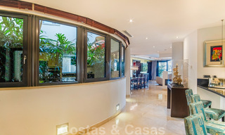 Frontline beach luxury apartment for sale with sea views in Puerto Banus, Marbella 37717 
