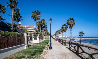 Frontline beach luxury apartment for sale with sea views in Puerto Banus, Marbella 37735 