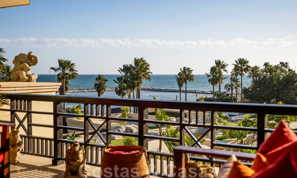 Frontline beach luxury apartment for sale with sea views in Puerto Banus, Marbella 37736
