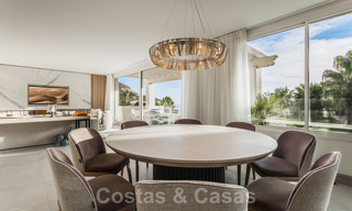 Luxurious penthouse for sale with sea views in a chic complex on the Golden Mile in Marbella 37755 