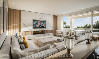 Luxurious penthouse for sale with sea views in a chic complex on the Golden Mile in Marbella 37757 