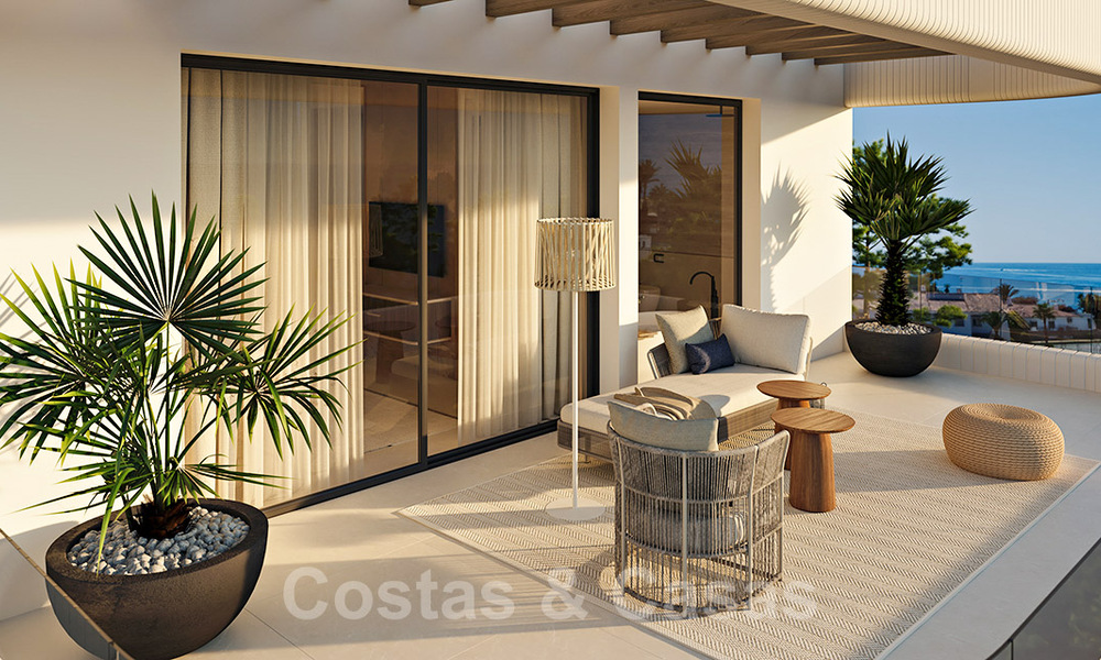 Beachfront new development. Ultra-luxury villas for sale in first line beach complex in Marbella 37819