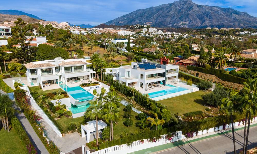 Phenomenal, contemporary, new luxury villa for sale in the heart of Nueva Andalucia's Golf Valley in Marbella. Highly reduced in price! 37924