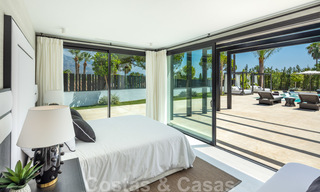 Exclusive villa for sale with panoramic views in popular residential area in Nueva Andalucia, Marbella 37947 