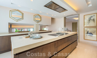 Ready to move in, modern design villa for sale, second line beach on the Golden Mile - Marbella 37984 