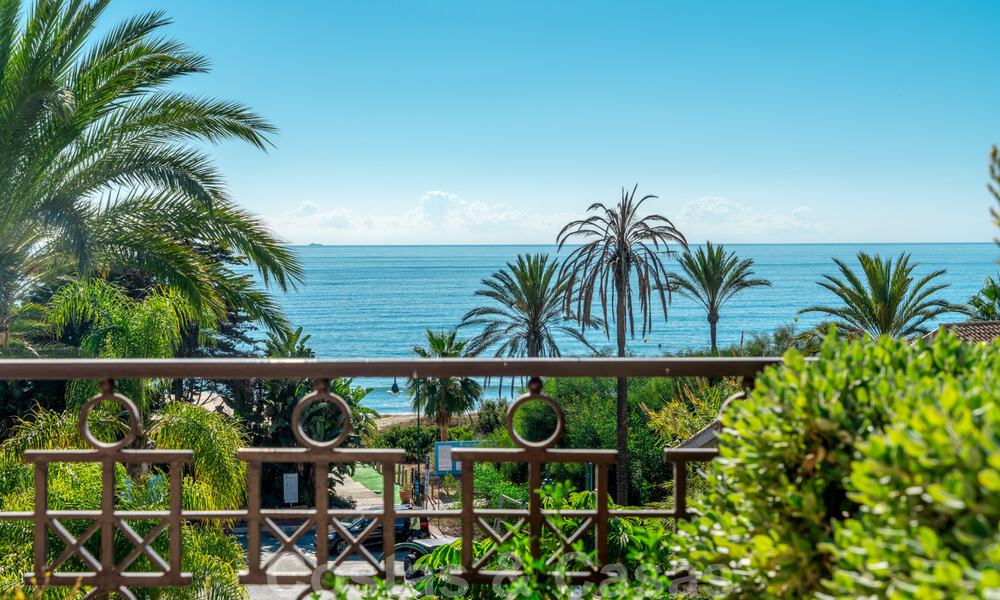 Stylish frontline beach penthouse for sale in Mediterranean style with sea views in Los Monteros, Marbella 38068