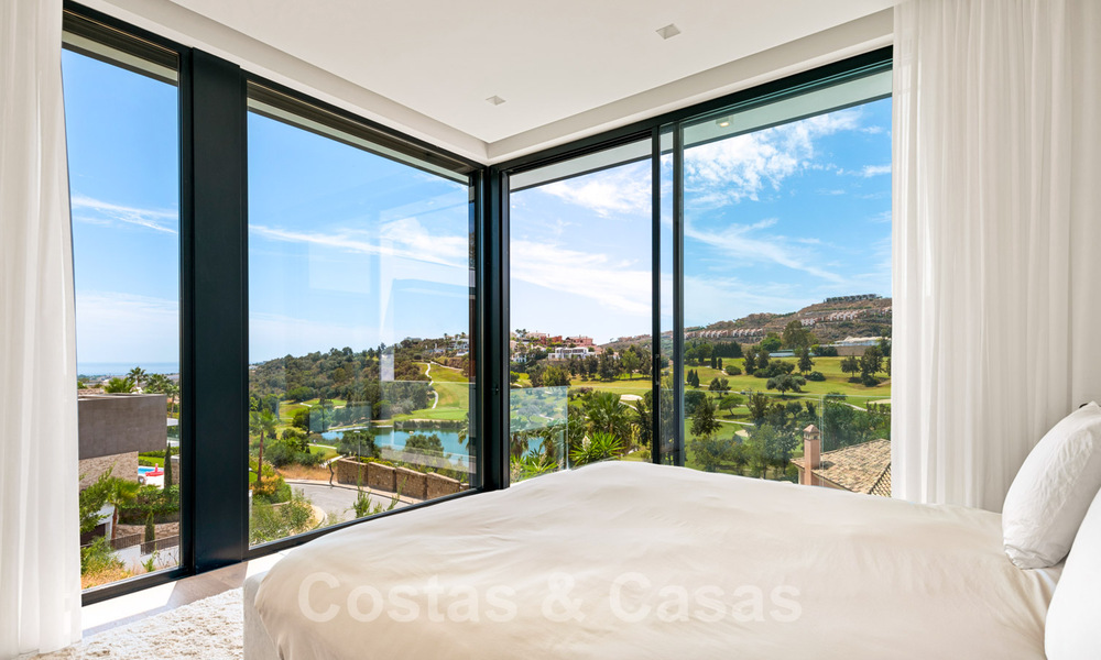 Key ready, designer villa for sale, with stunning golf views, in a prestigious golfing area in Benahavis - Marbella 38125