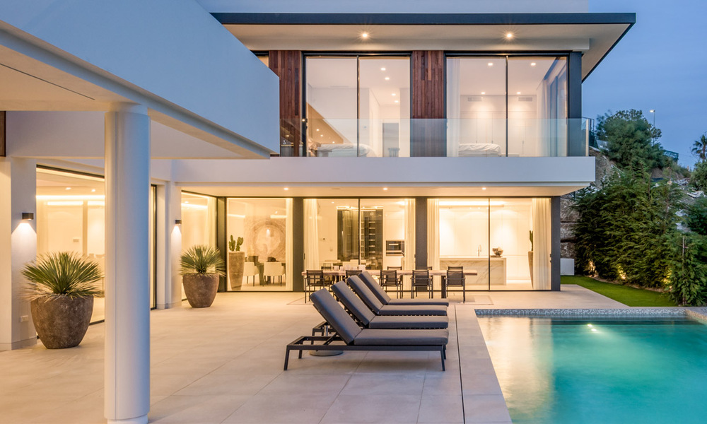 Key ready, designer villa for sale, with stunning golf views, in a prestigious golfing area in Benahavis - Marbella 38130
