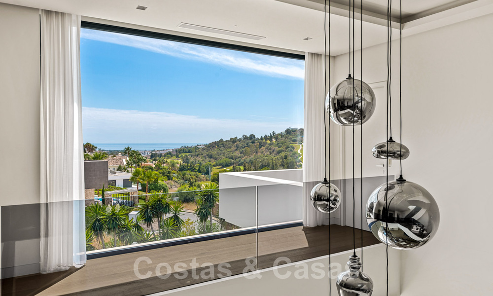 Key ready, designer villa for sale, with stunning golf views, in a prestigious golfing area in Benahavis - Marbella 38150