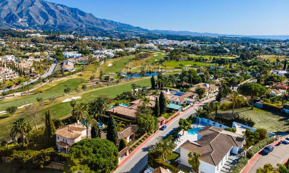 Elegant, very stylish luxury villa for sale in the heart of the Golf Valley in Nueva Andalucia in Marbella 38201