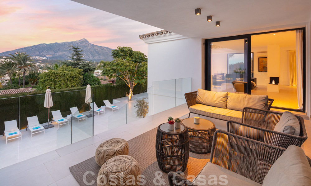 Elegant, very stylish luxury villa for sale in the heart of the Golf Valley in Nueva Andalucia in Marbella 38227