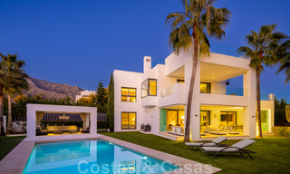 Contemporary, stylish luxury villa for sale in a gated and secure community on the Golden Mile in Marbella 38269 