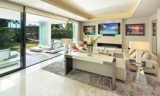 Contemporary, stylish luxury villa for sale in a gated and secure community on the Golden Mile in Marbella 38288 