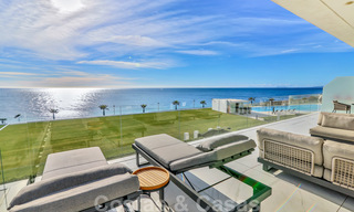 Ready to move in, modern, ultra-luxury apartment for sale, frontline beach, with open sea views, between Marbella and Estepona 38437 