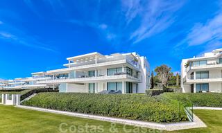 Ready to move in, modern, ultra-luxury apartment for sale, frontline beach, with open sea views, between Marbella and Estepona 38451 