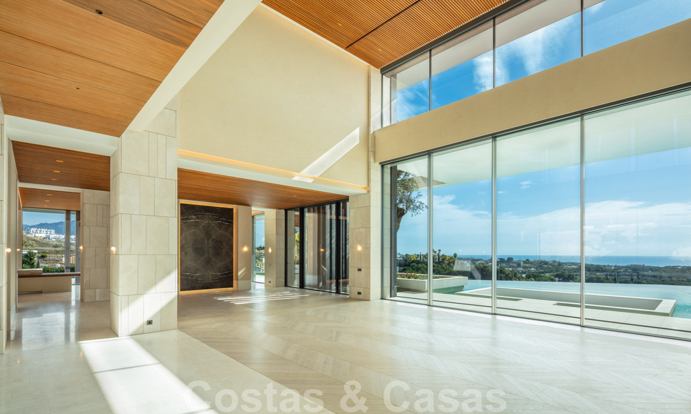 New, modern, majestic villa for sale, frontline golf with panoramic views in five-star golf resort in Marbella - Benahavis 38458