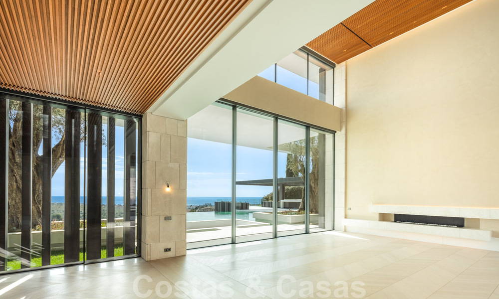 New, modern, majestic villa for sale, frontline golf with panoramic views in five-star golf resort in Marbella - Benahavis 38461