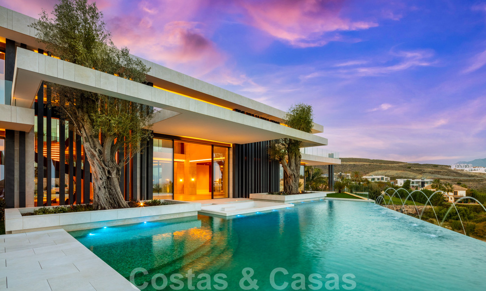 New, modern, majestic villa for sale, frontline golf with panoramic views in five-star golf resort in Marbella - Benahavis 38487