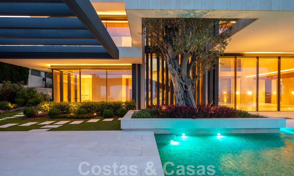 New, modern, majestic villa for sale, frontline golf with panoramic views in five-star golf resort in Marbella - Benahavis 52346