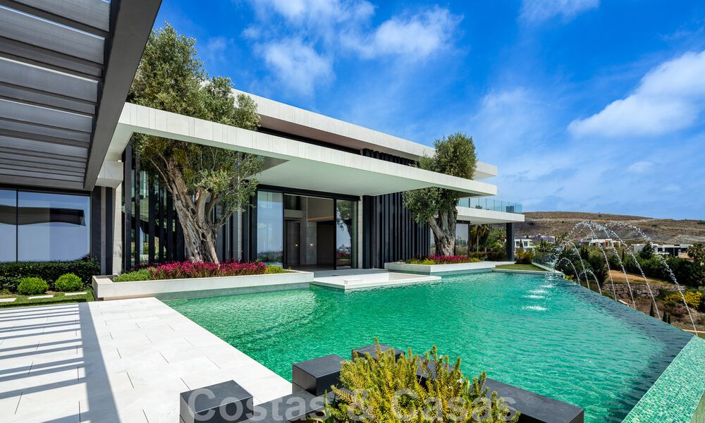 New, modern, majestic villa for sale, frontline golf with panoramic views in five-star golf resort in Marbella - Benahavis 52377