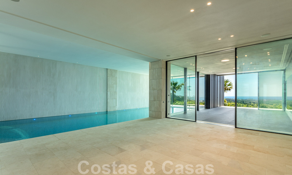 New, modern, majestic villa for sale, frontline golf with panoramic views in five-star golf resort in Marbella - Benahavis 52378