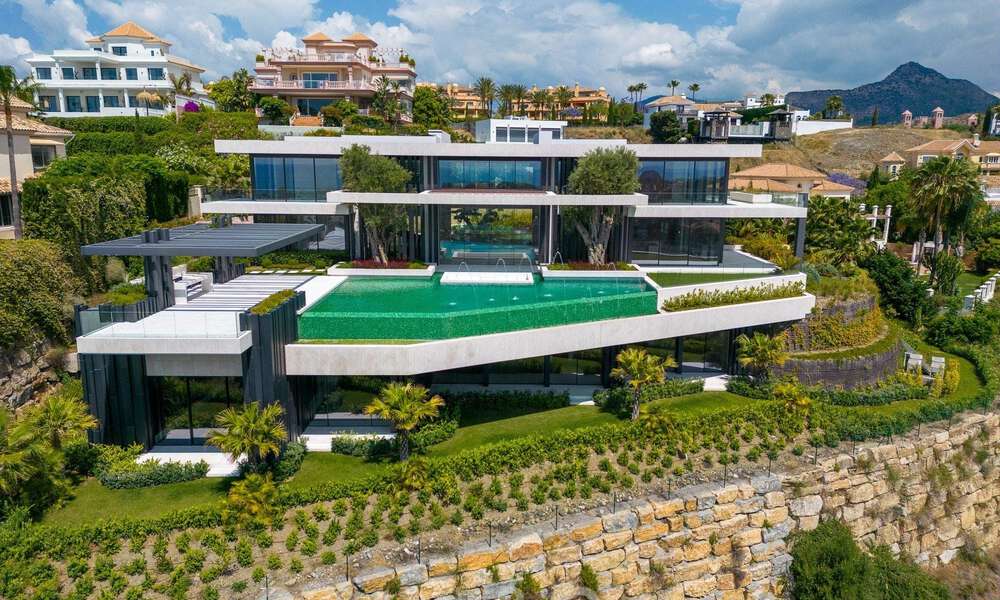 New, modern, majestic villa for sale, frontline golf with panoramic views in five-star golf resort in Marbella - Benahavis 52383