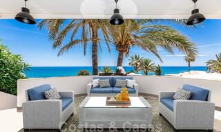 Stylish, second-line beach house for sale with expansive sea views in beachfront gated community on the Golden Mile in Marbella 38594 