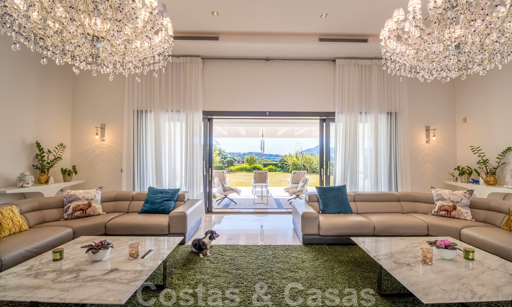 Contemporary luxury villa for sale in frontline golf with stunning views in the exclusive La Zagaleta Golf resort, Benahavis - Marbella 38672