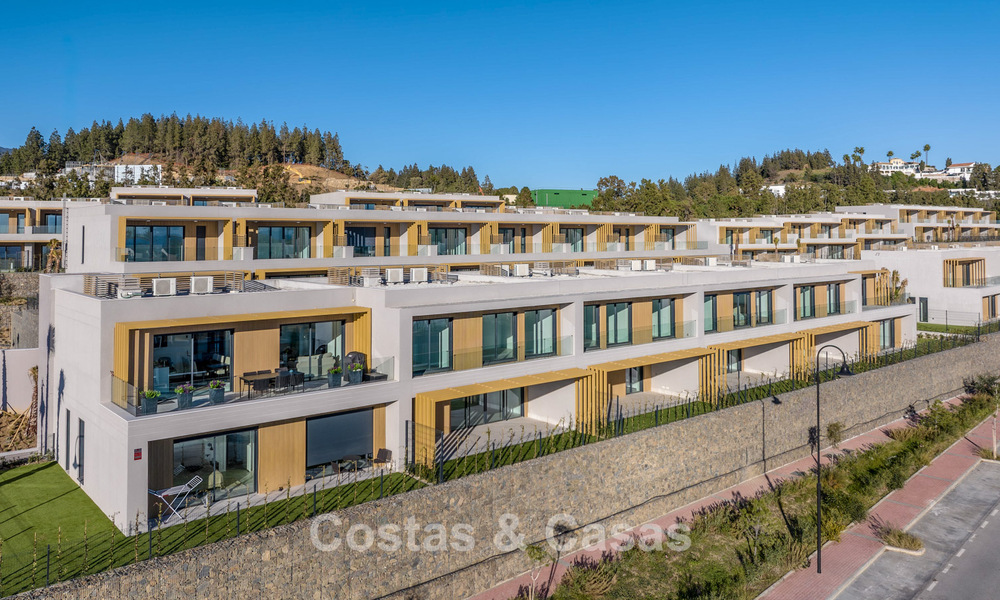 Ready to move in, new development of luxury homes for sale, frontline golf in Mijas, Costa del Sol 805093