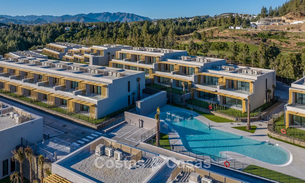 Ready to move in, new development of luxury homes for sale, frontline golf in Mijas, Costa del Sol 805095