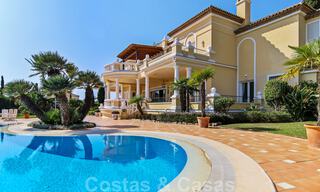 Luxurious villa for sale in a classic Spanish style with panoramic sea views in Benahavis - Marbella 38771 