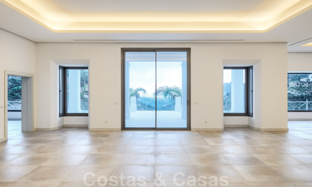 Majestic, contemporary, Mediterranean luxury villa for sale with sea views in the exclusive El Madroñal in Benahavis - Marbella 38850