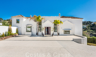 Majestic, contemporary, Mediterranean luxury villa for sale with sea views in the exclusive El Madroñal in Benahavis - Marbella 38886 